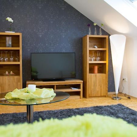 Ferienhaus Borneich Schwalbach Esterno foto